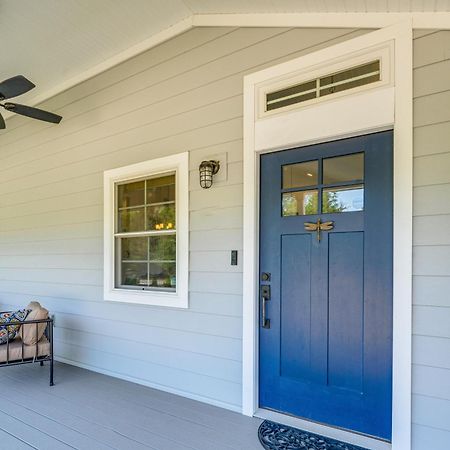 Distinctive Hamptons Home With Pool Near Bay, Ocean Hampton Bays Exterior photo